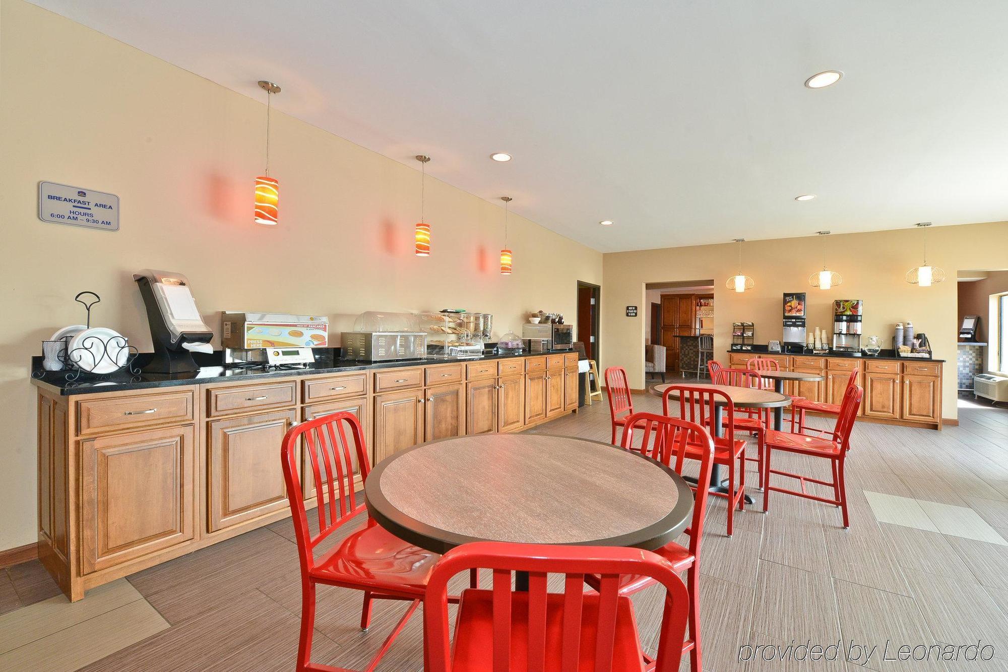 Holiday Inn Express & Suites Evansville North By Ihg Warrenton Екстериор снимка