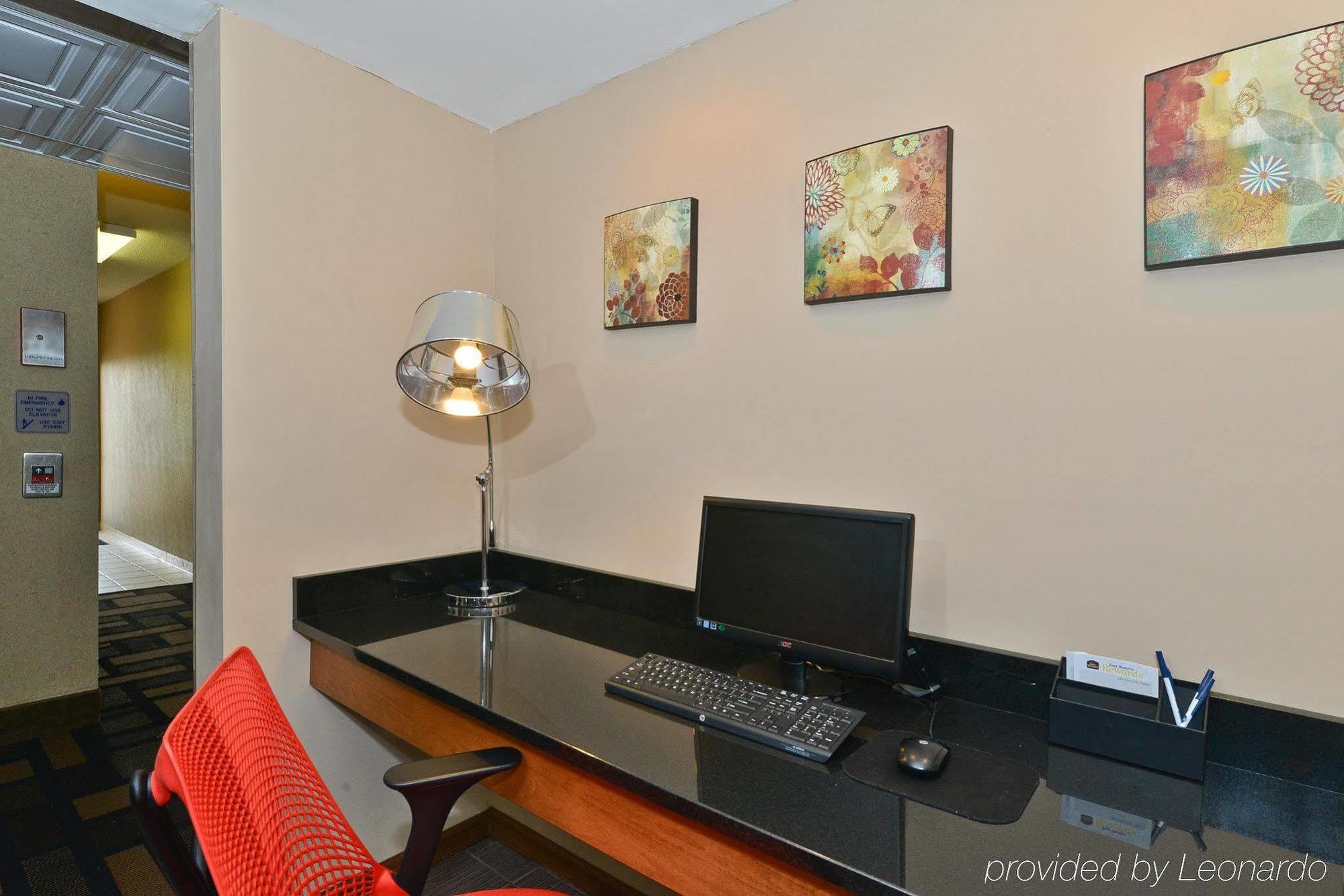 Holiday Inn Express & Suites Evansville North By Ihg Warrenton Екстериор снимка